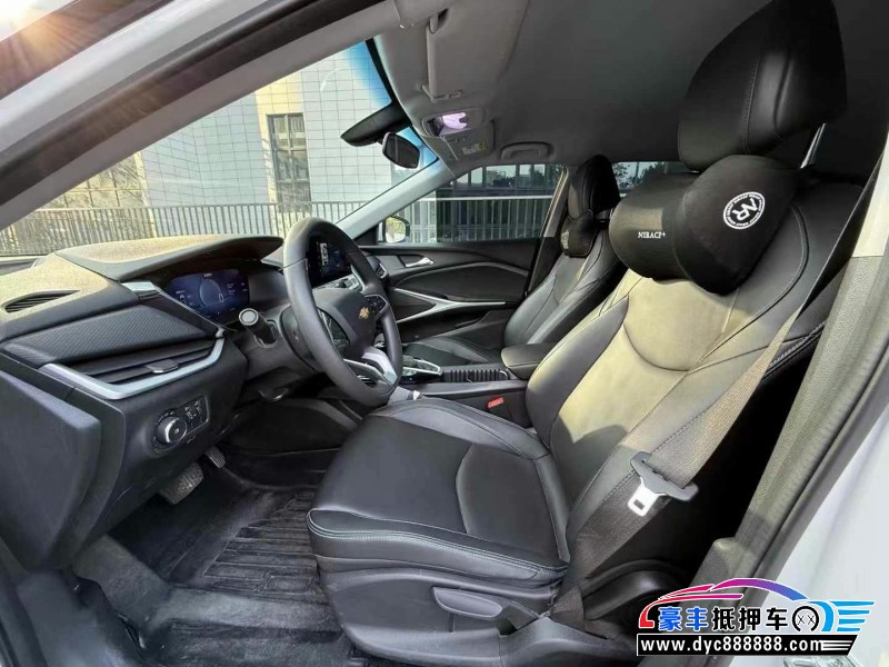 23年雪佛兰畅巡轿车抵押车出售