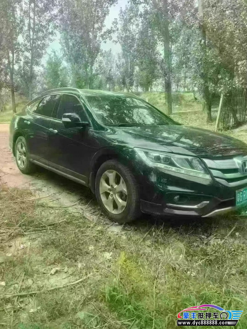 15年本田歌诗图轿车抵押车出售