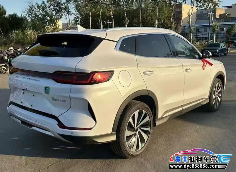 24年比亚迪宋轿车抵押车出售