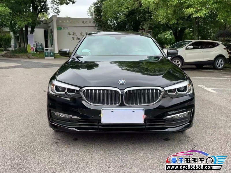 17年宝马5系轿车抵押车出售