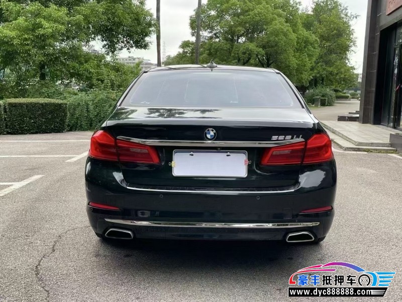 17年宝马5系轿车抵押车出售