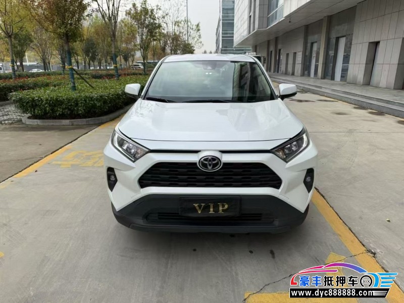 23年丰田RAV4轿车抵押车出售