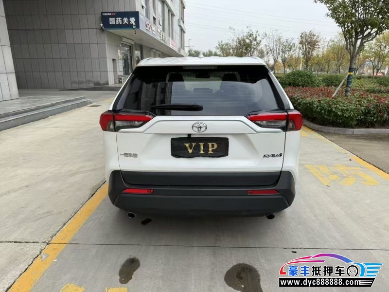 23年丰田RAV4轿车抵押车出售