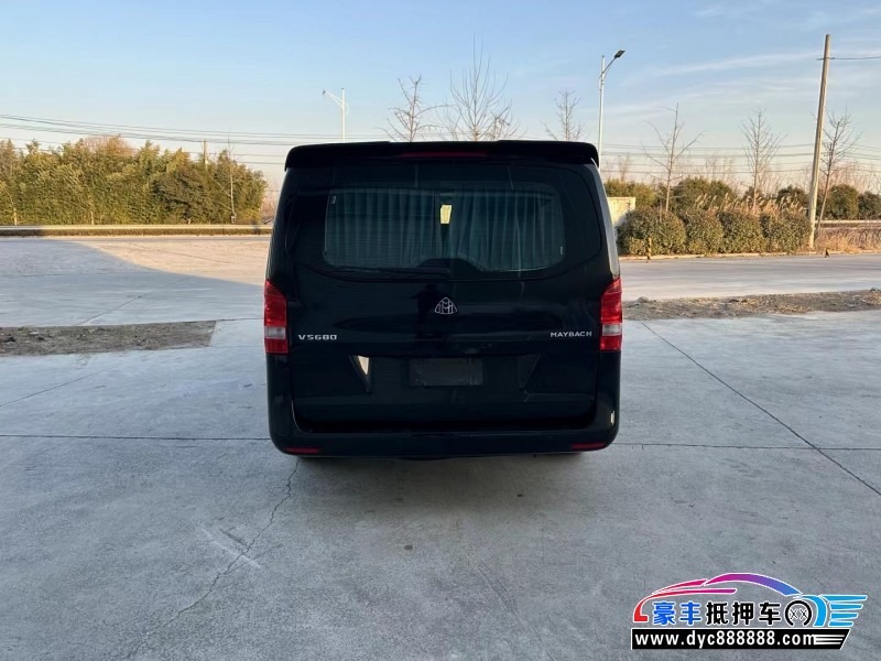 19年奔驰威霆轿车抵押车出售