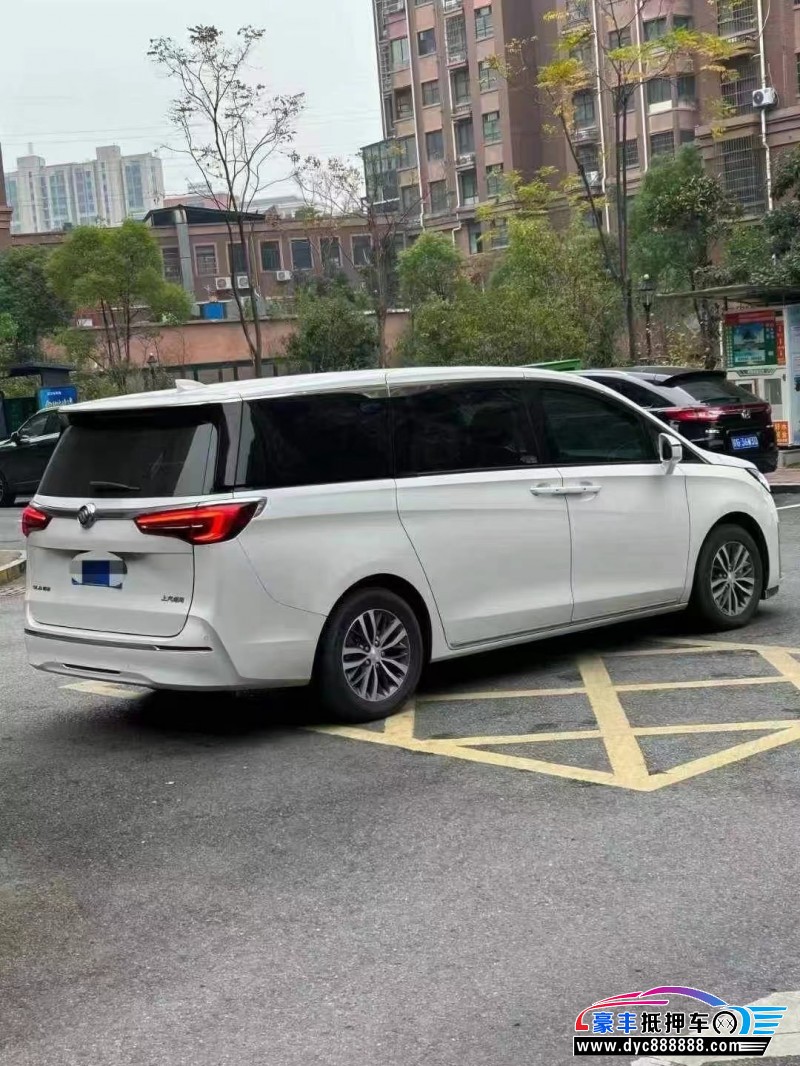 23年别克GL8轿车抵押车出售