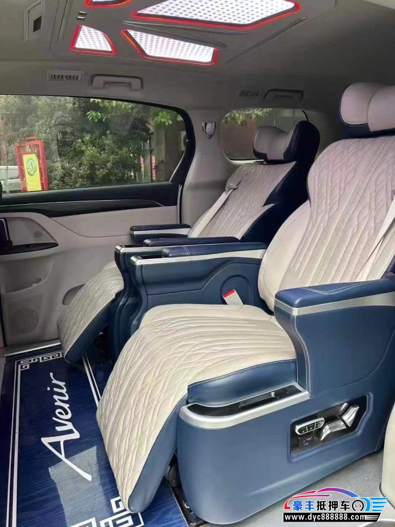 23年别克GL8轿车抵押车出售