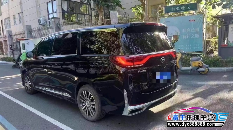 22年传祺M8轿车抵押车出售