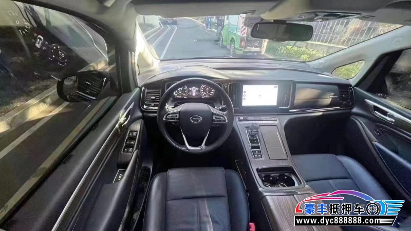 22年传祺M8轿车抵押车出售