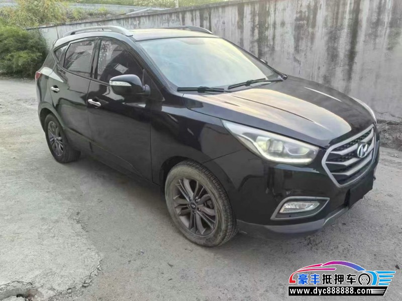 13年现代ix35SUV抵押车出售