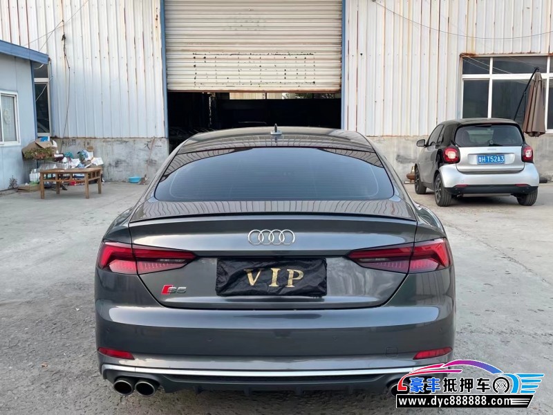 19年奥迪S5轿车抵押车出售