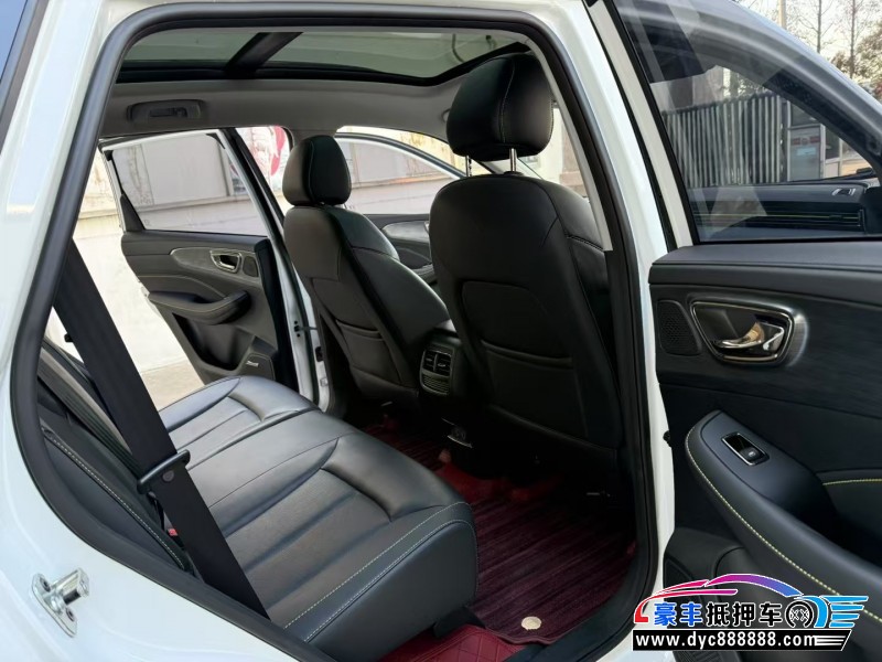 22年荣威RX5轿车抵押车出售