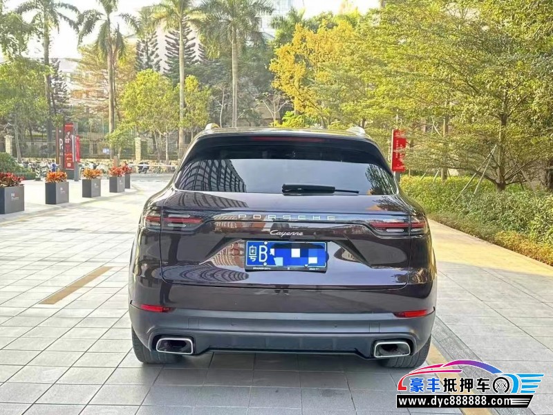 18年保时捷卡宴轿车抵押车出售