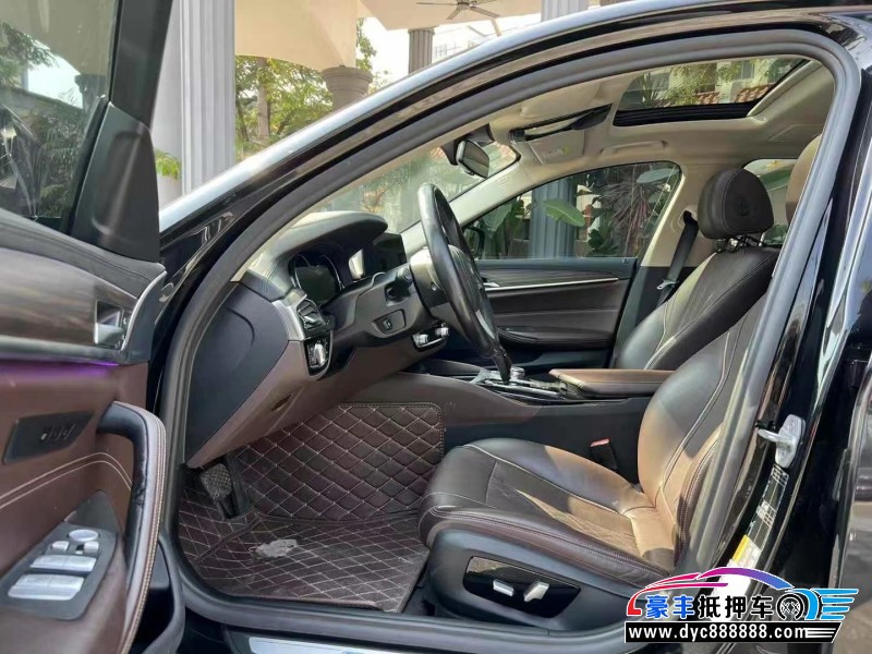 18年宝马5系轿车抵押车出售