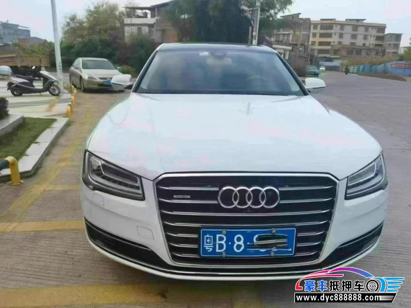 18年奥迪A8L轿车抵押车出售