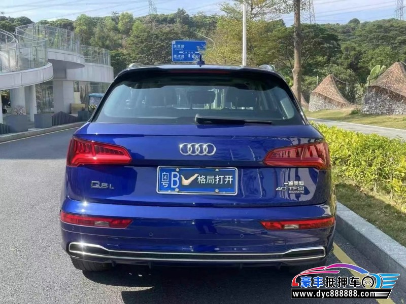 19年奥迪Q5轿车抵押车出售