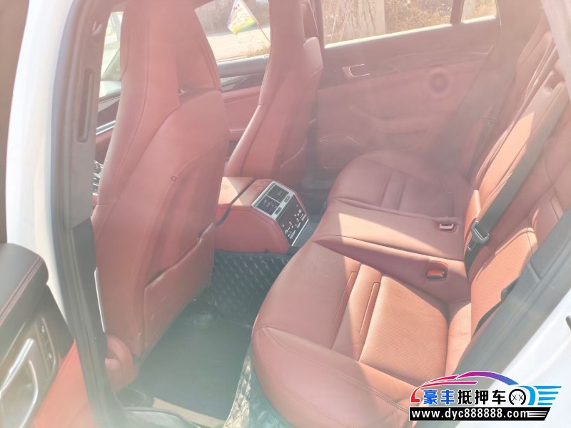 18年保时捷帕纳梅拉轿车抵押车出售