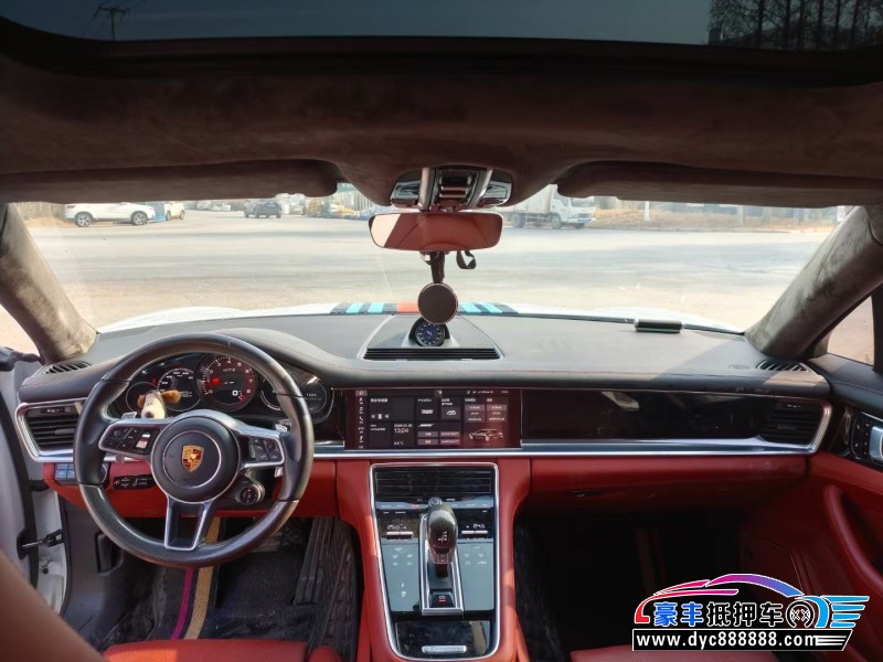 18年保时捷帕纳梅拉轿车抵押车出售