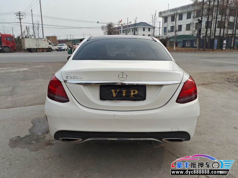 19年奔驰C轿车抵押车出售