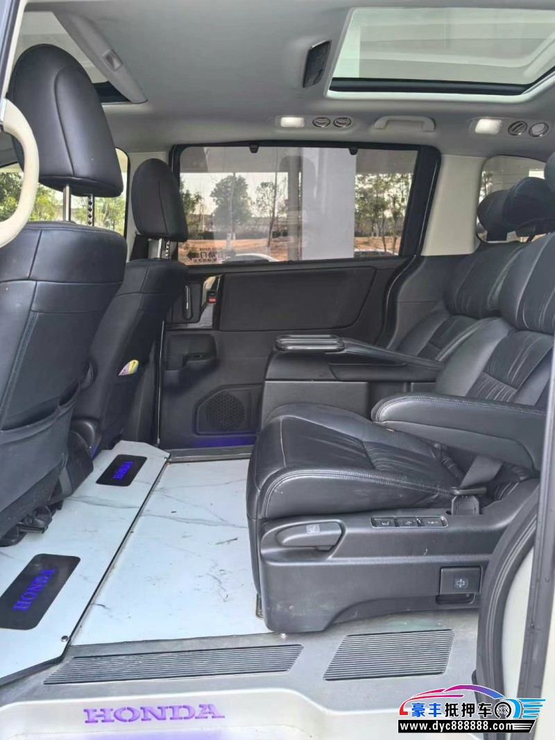 19年本田奥德赛轿车抵押车出售