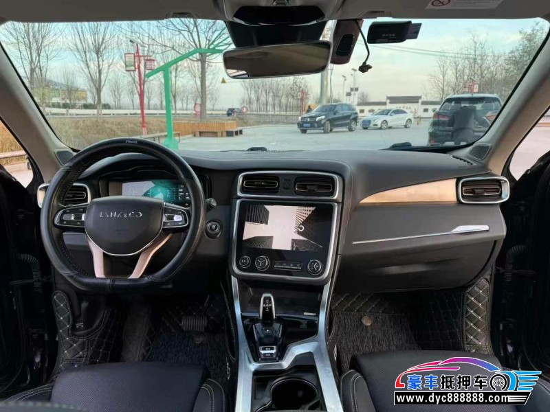 19年领克01轿车抵押车出售