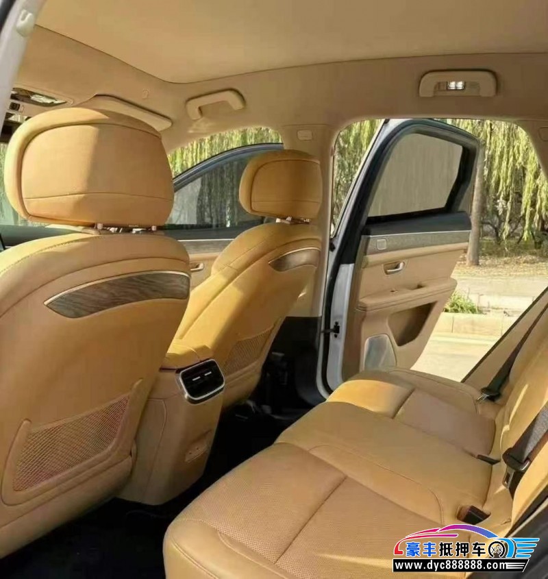 22年华为问界轿车抵押车出售