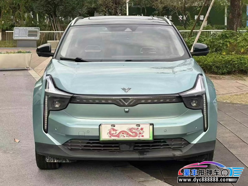 22年哪吒U轿车抵押车出售