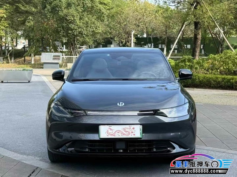 23年零跑c01轿车抵押车出售