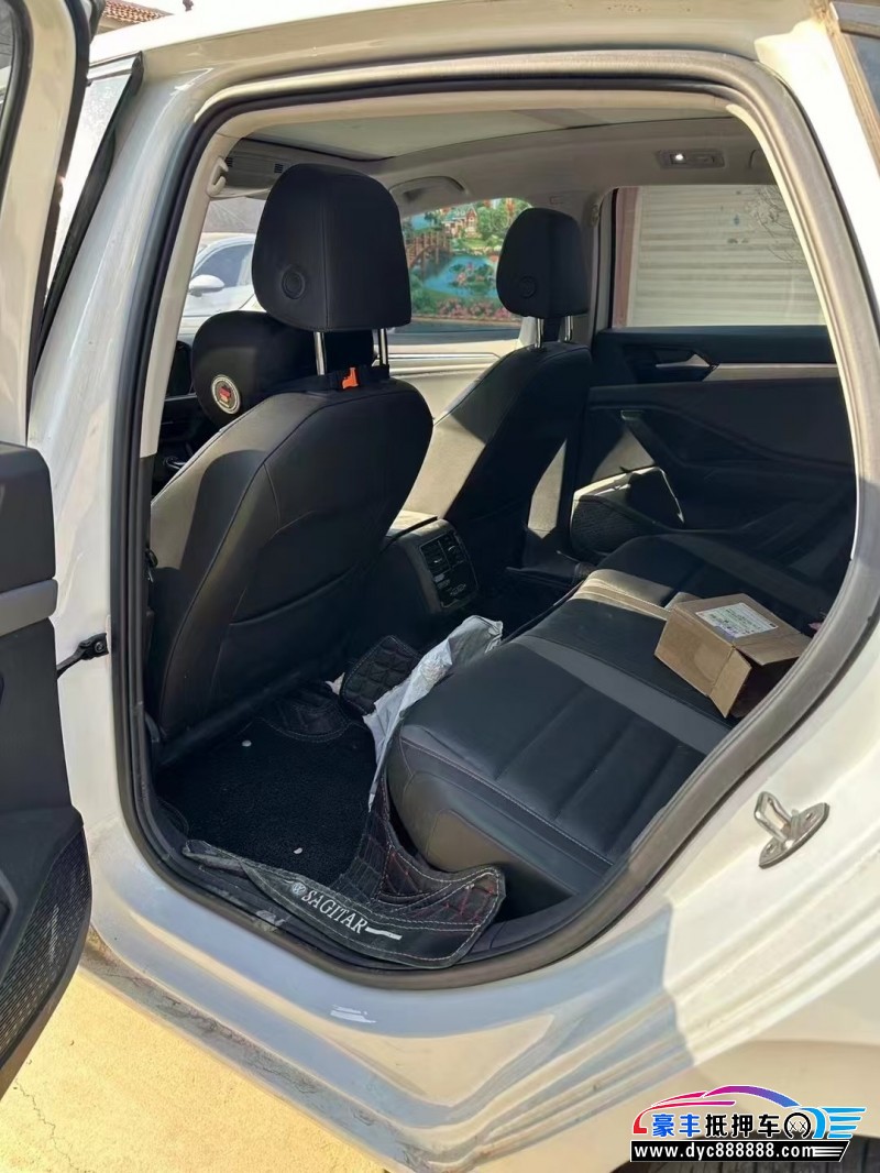 21年大众速腾轿车抵押车出售