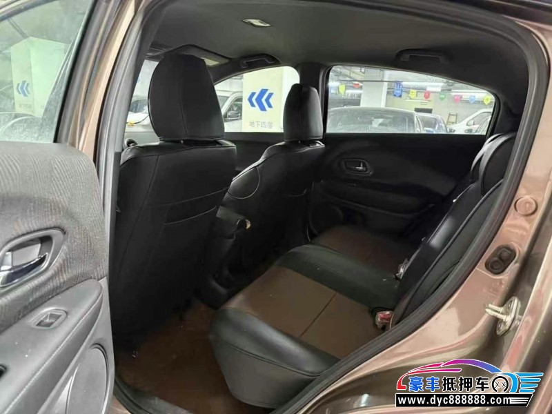 16年本田XRV轿车抵押车出售