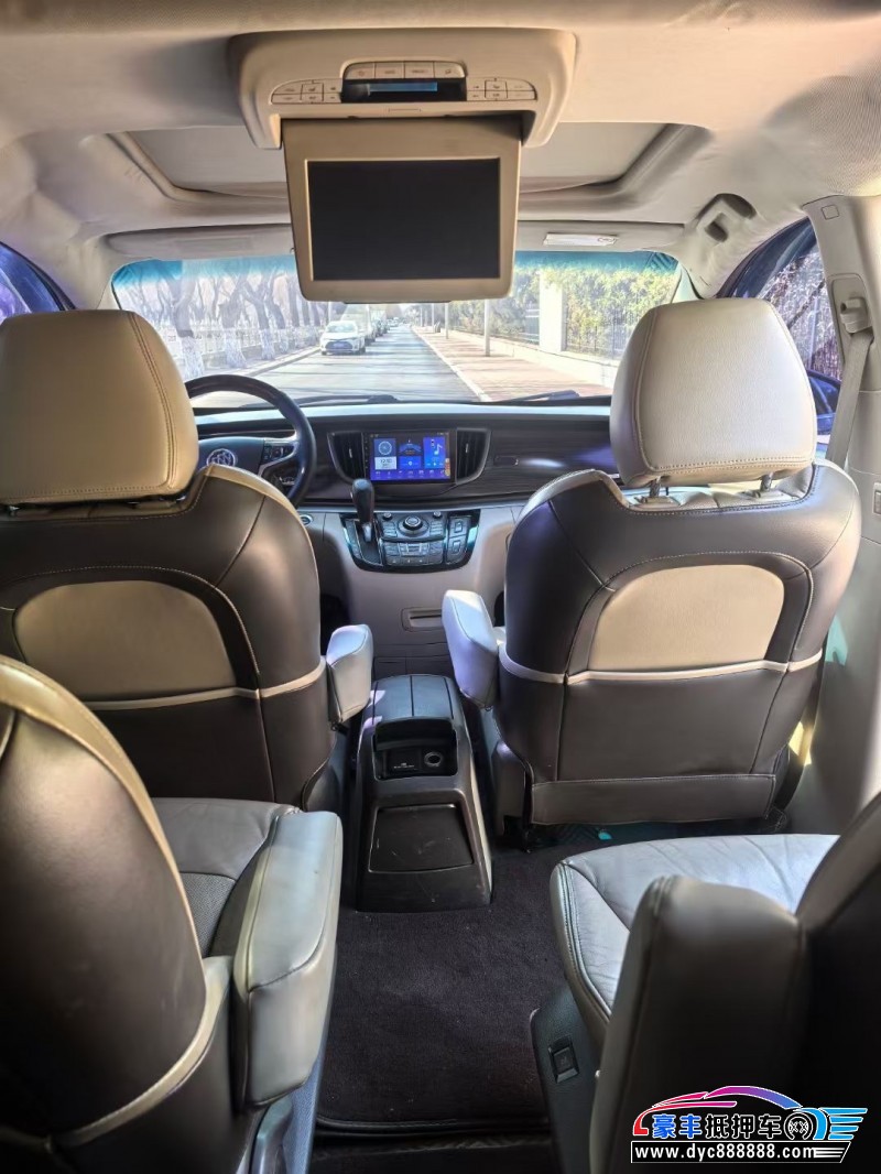 13年别克GL8轿车抵押车出售