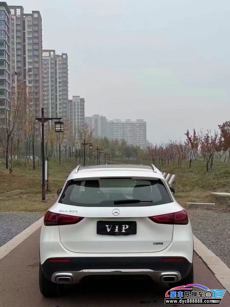 22年奔驰GLA轿车抵押车出售