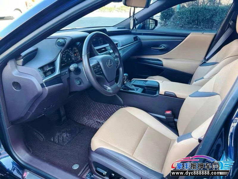 21年雷克萨斯ES轿车抵押车出售