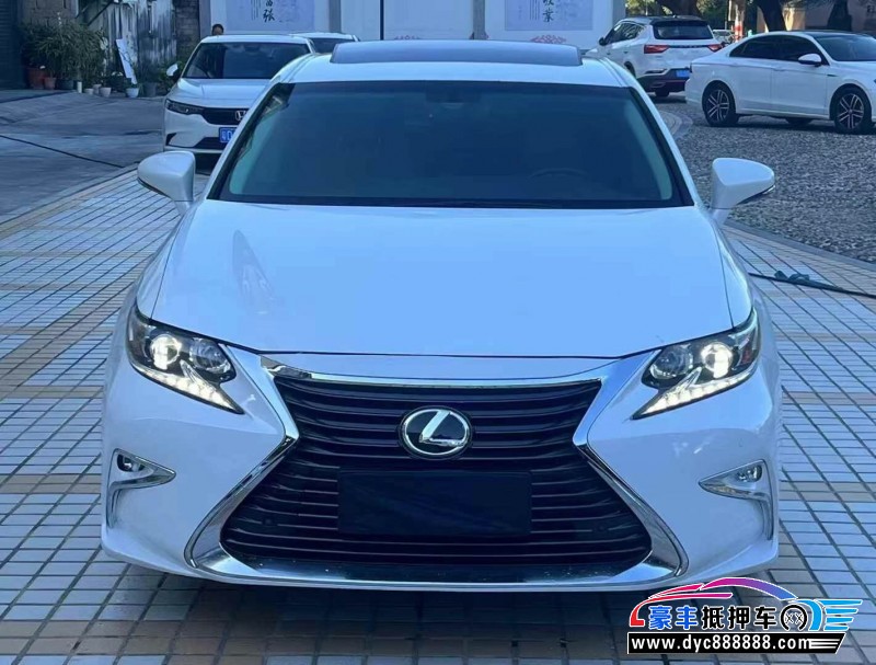 17年雷克萨斯ES轿车抵押车出售