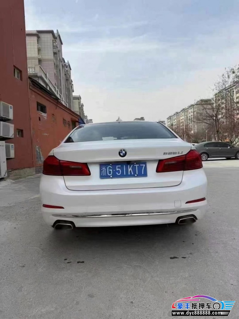 20年宝马5系轿车抵押车出售