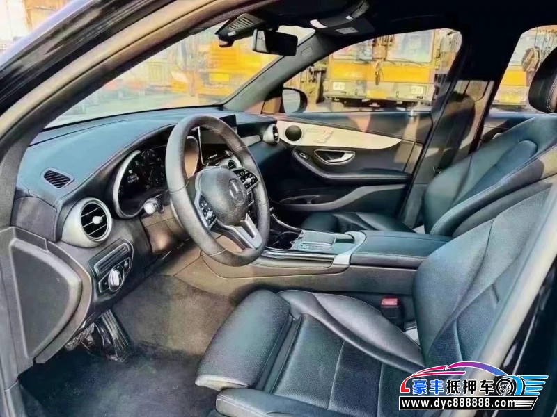 22年奔驰GLC轿车抵押车出售