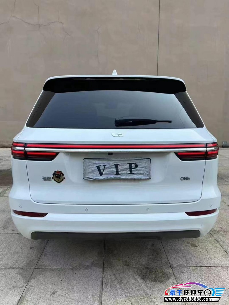 22年理想ONE轿车抵押车出售