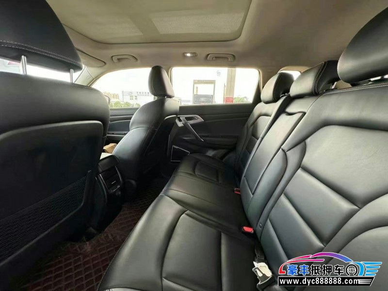 18年吉利博越轿车抵押车出售