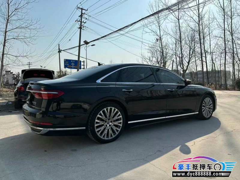 20年奥迪A8L轿车抵押车出售