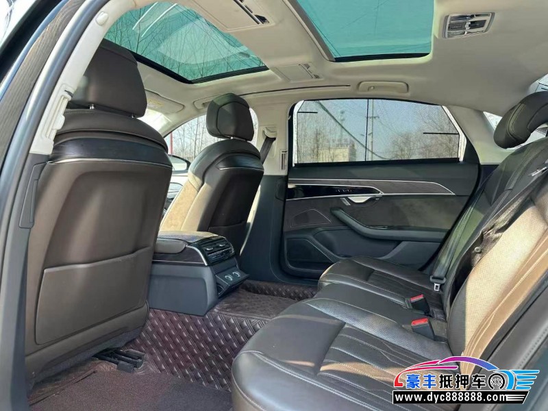 20年奥迪A8L轿车抵押车出售