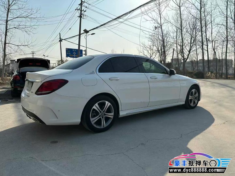 20年奔驰C轿车抵押车出售