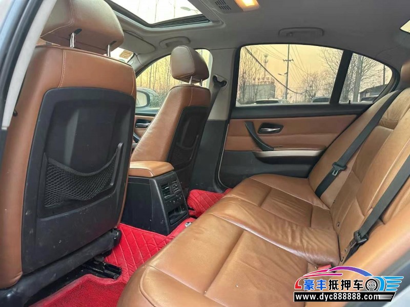 12年宝马3系轿车抵押车出售