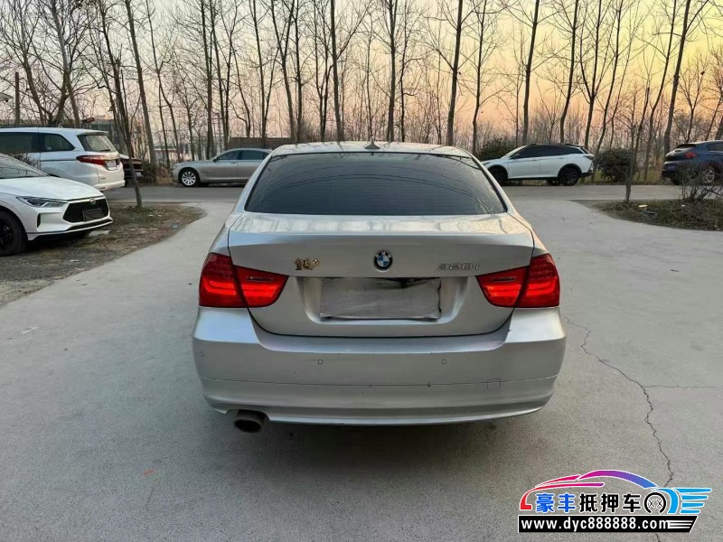 12年宝马3系轿车抵押车出售