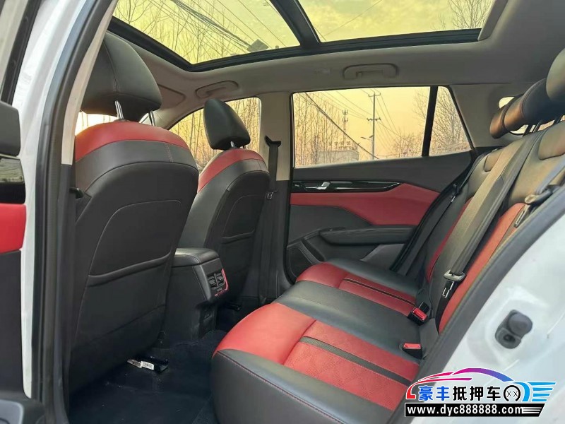 21年东风风神奕炫轿车抵押车出售