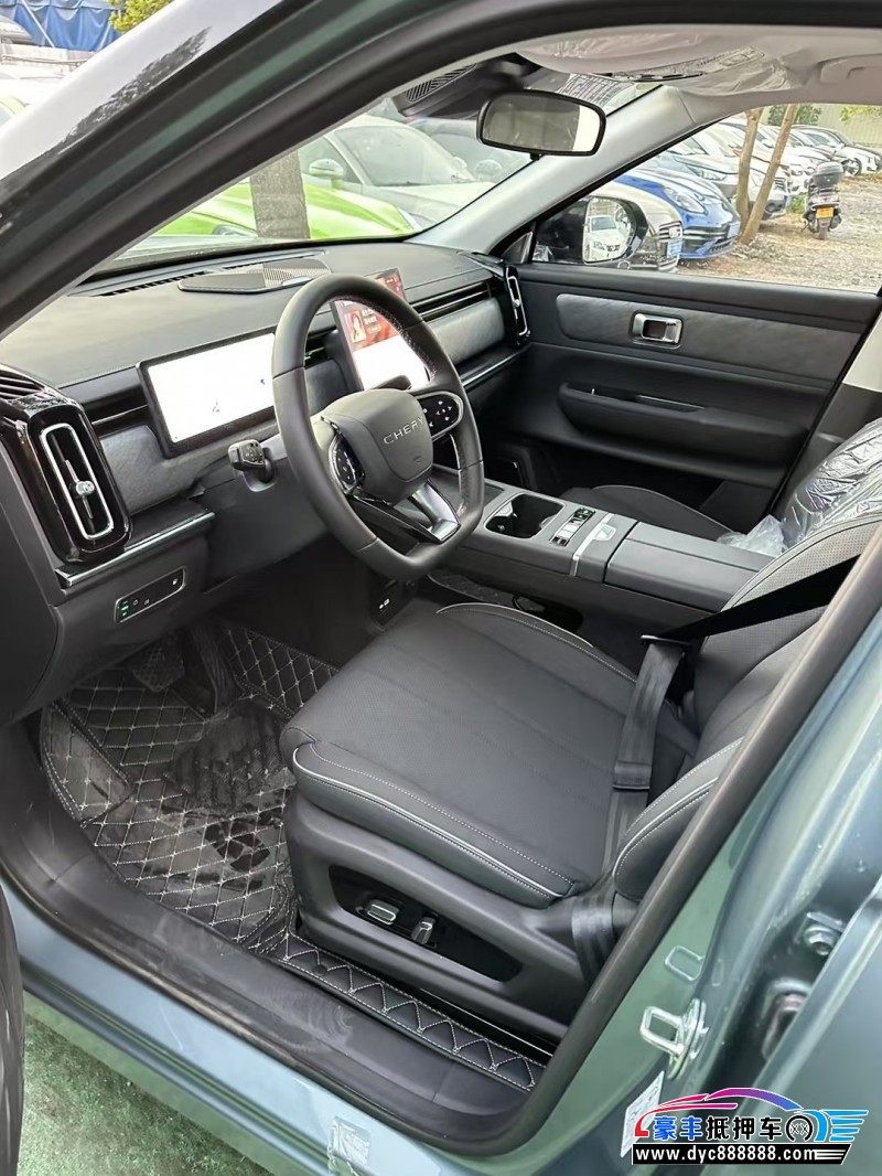 25年奇瑞探索轿车抵押车出售