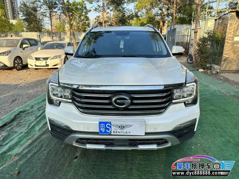 17年传祺GS8轿车抵押车出售