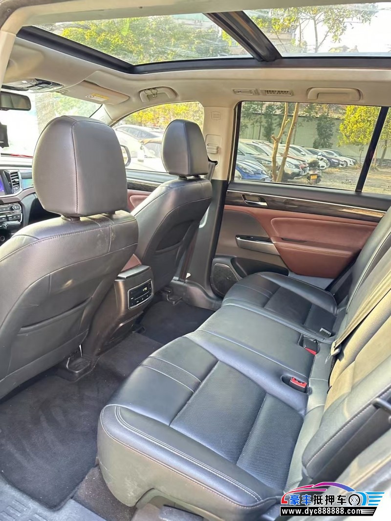 17年传祺GS8轿车抵押车出售