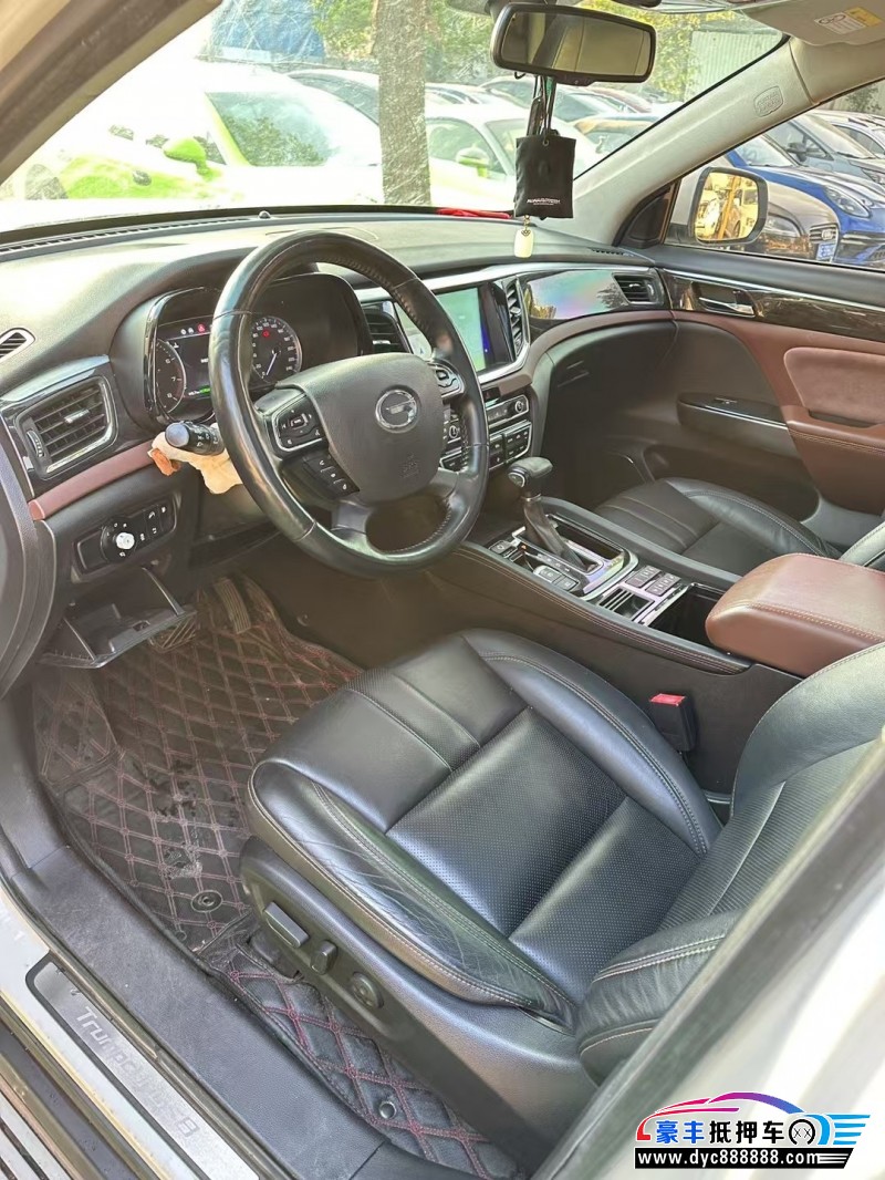 17年传祺GS8轿车抵押车出售