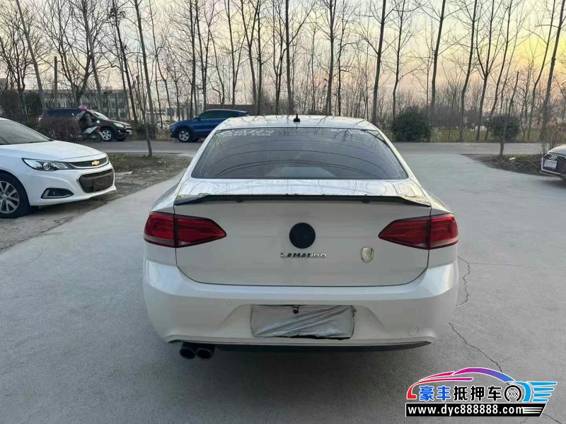 17年大众凌渡轿车抵押车出售