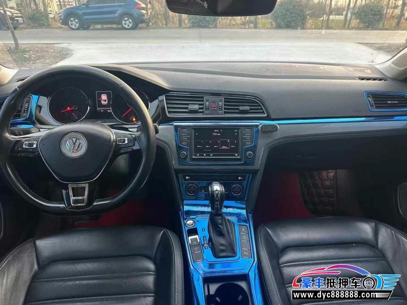 17年大众凌渡轿车抵押车出售