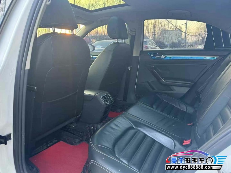 17年大众凌渡轿车抵押车出售